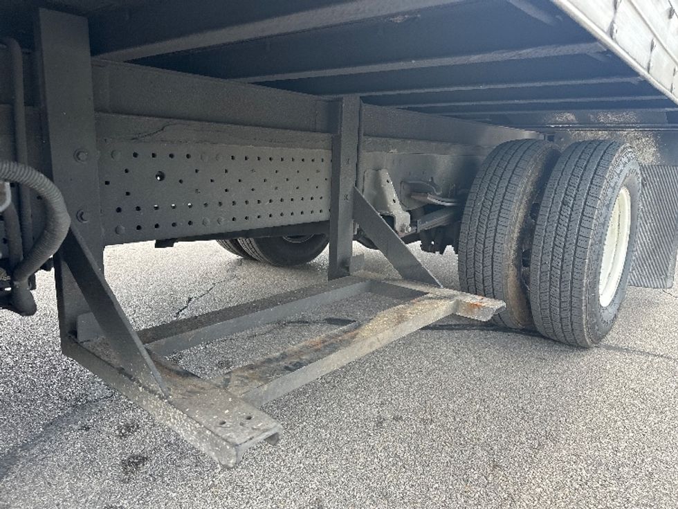 Light Duty Box Truck-Light and Medium Duty Trucks-Isuzu-2015-NPR-San Antonio-TX-242,238\n\t\tmiles-$ 24,750 - Image 5