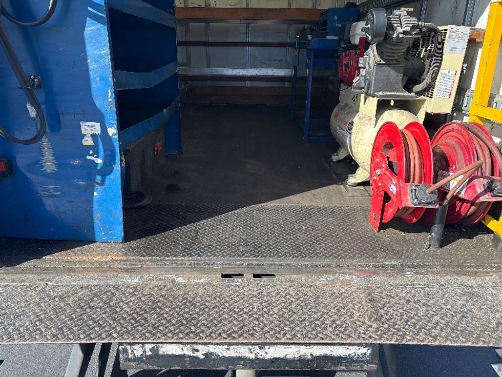 Light Duty Box Truck-Light and Medium Duty Trucks-Isuzu-2015-NPR-Santa Clara-CA-147,078\n\t\tmiles-$ 31,750 - Image 10