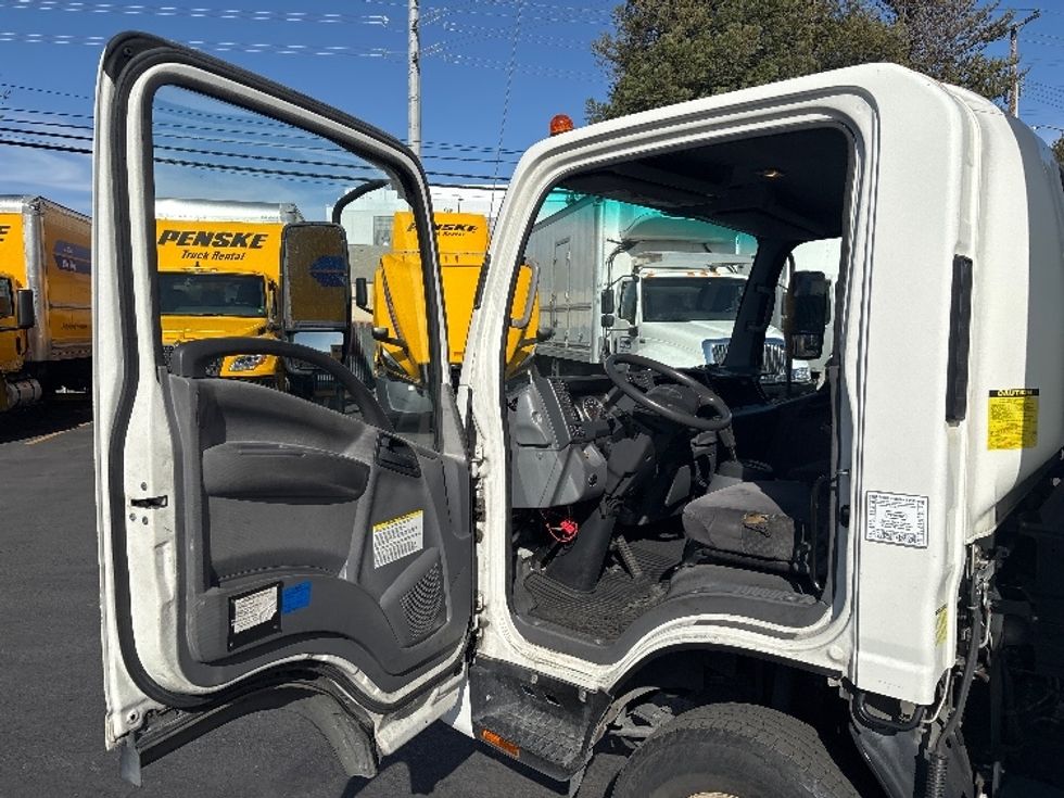 Light Duty Box Truck-Light and Medium Duty Trucks-Isuzu-2015-NPR-Santa Clara-CA-147,078\n\t\tmiles-$ 31,750 - Image 16