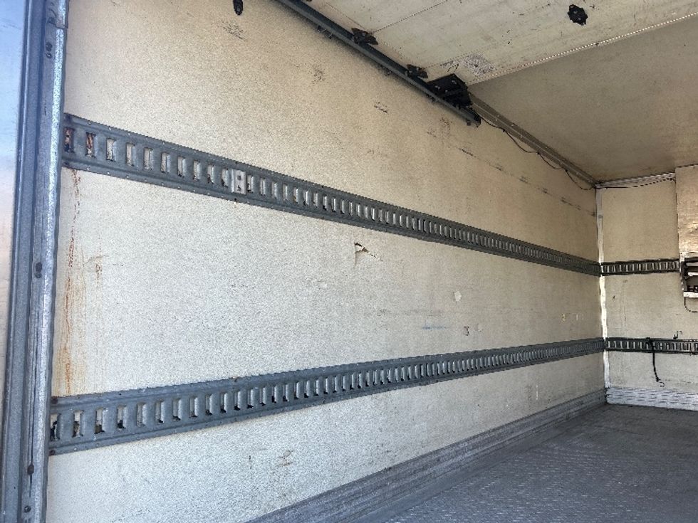 Light Duty Box Truck-Light and Medium Duty Trucks-Isuzu-2016-NPR-Atlanta-GA-41,785\n\t\tmiles-$ 14,000 - Image 11