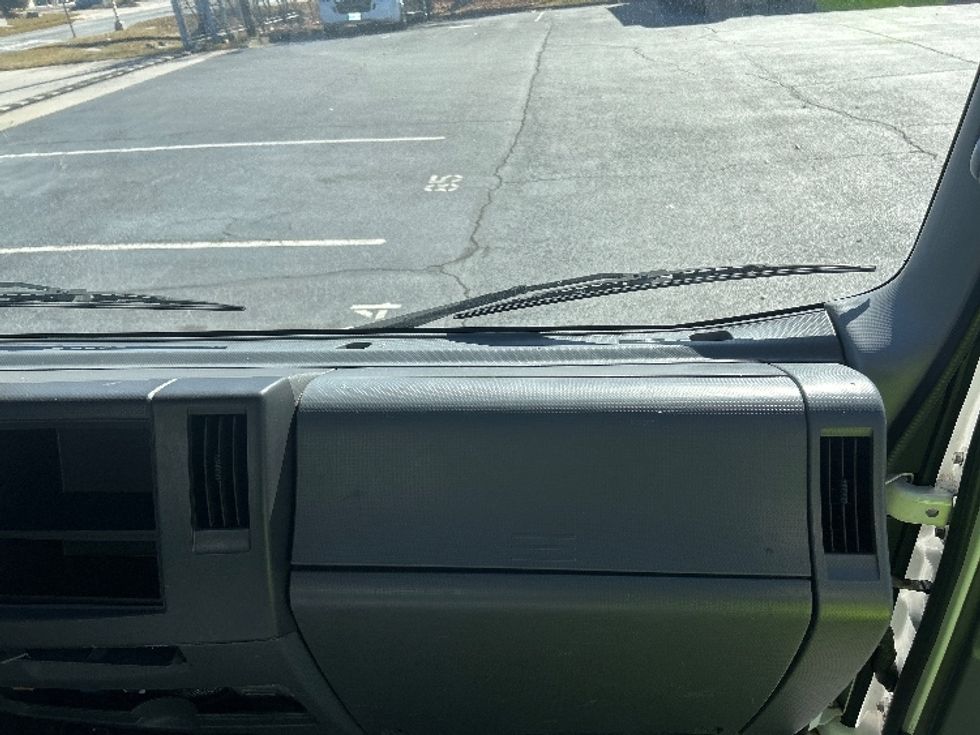 Light Duty Box Truck-Light and Medium Duty Trucks-Isuzu-2016-NPR-Atlanta-GA-41,785\n\t\tmiles-$ 14,000 - Image 21