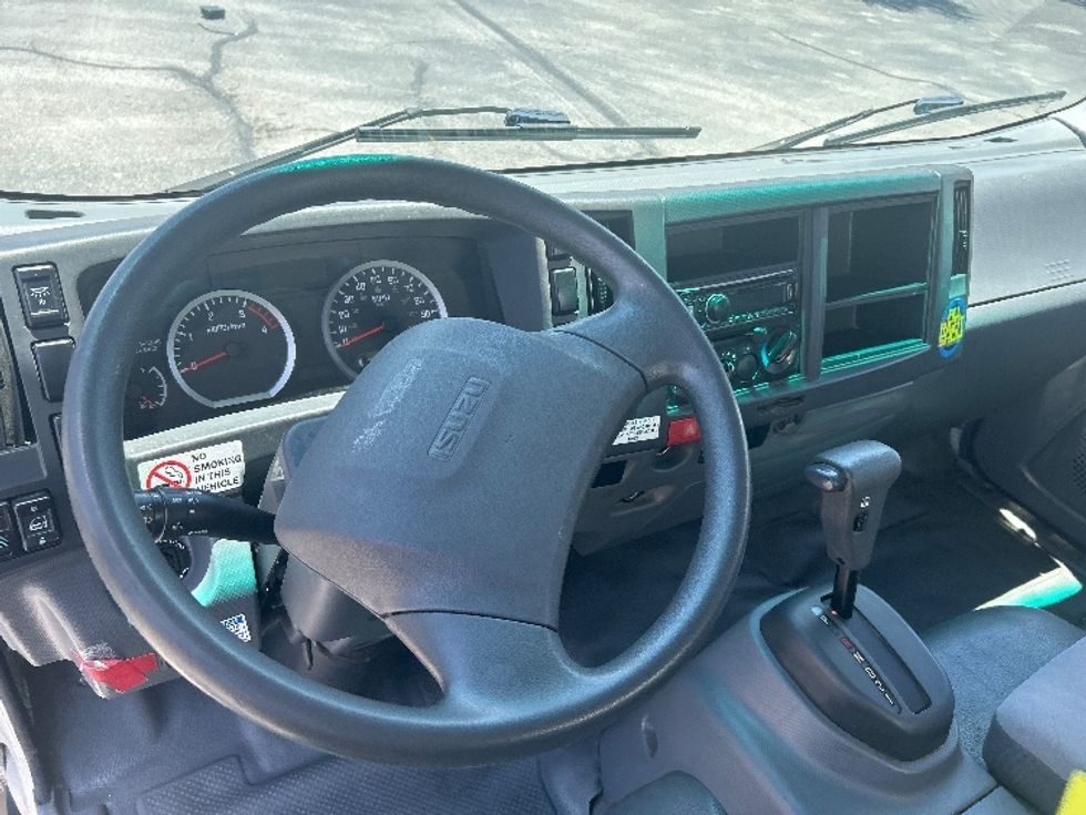 Light Duty Box Truck-Light and Medium Duty Trucks-Isuzu-2016-NPR-Austin-TX-74,350\n\t\tmiles-$ 21,000 - Image 17