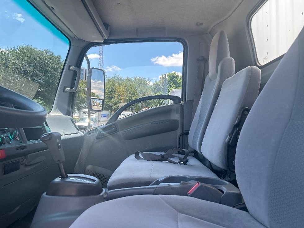 Light Duty Box Truck-Light and Medium Duty Trucks-Isuzu-2016-NPR-Austin-TX-74,350\n\t\tmiles-$ 21,000 - Image 19