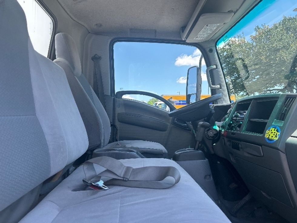 Light Duty Box Truck-Light and Medium Duty Trucks-Isuzu-2016-NPR-Austin-TX-74,350\n\t\tmiles-$ 21,000 - Image 22