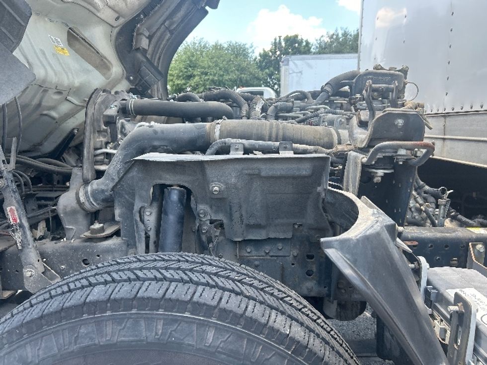 Light Duty Box Truck-Light and Medium Duty Trucks-Isuzu-2016-NPR-Austin-TX-74,350\n\t\tmiles-$ 21,000 - Image 24