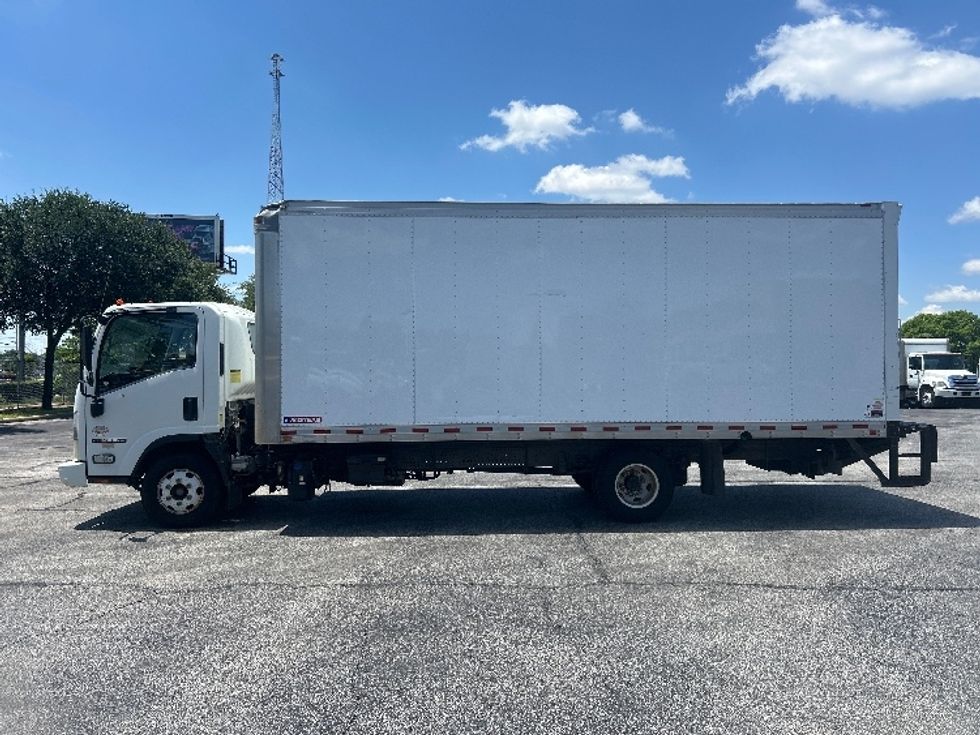 Light Duty Box Truck-Light and Medium Duty Trucks-Isuzu-2016-NPR-Austin-TX-74,350\n\t\tmiles-$ 21,000 - Image 4