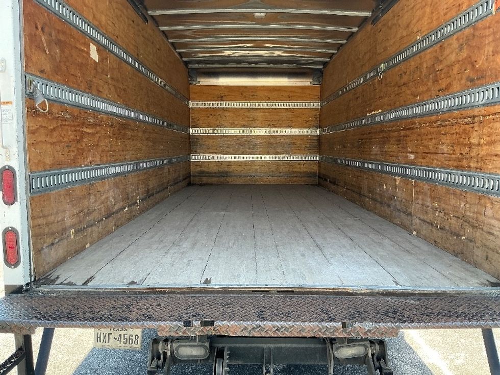 Light Duty Box Truck-Light and Medium Duty Trucks-Isuzu-2016-NPR-Austin-TX-78,172\n\t\tmiles-$ 18,000 - Image 10