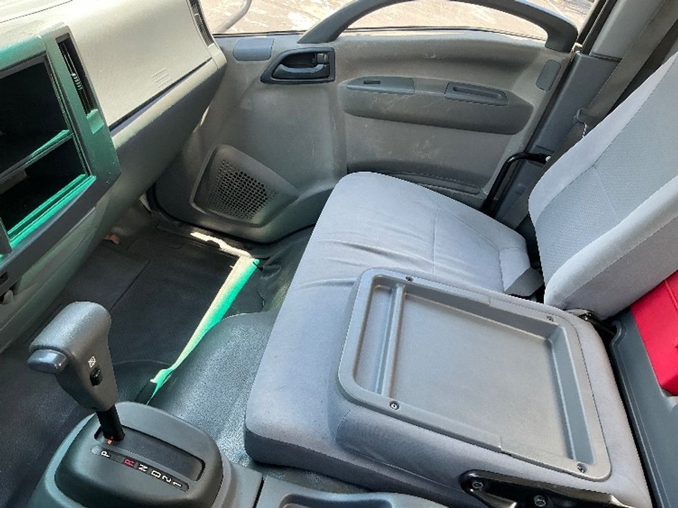 Light Duty Box Truck-Light and Medium Duty Trucks-Isuzu-2016-NPR-Austin-TX-78,172\n\t\tmiles-$ 18,000 - Image 19