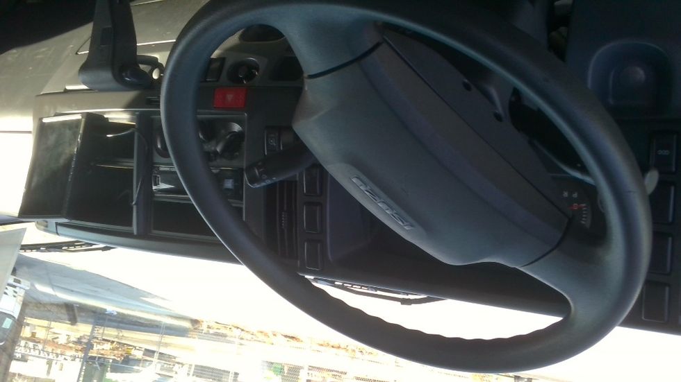 Light Duty Box Truck-Light and Medium Duty Trucks-Isuzu-2016-NPR-Conyers-GA-24,842\n\t\tmiles-$ 32,250 - Image 12