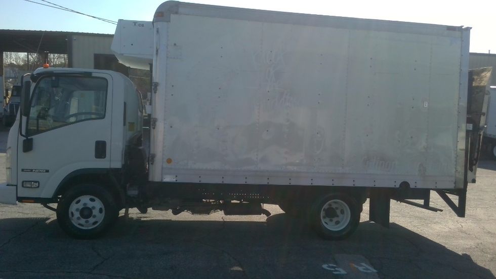 Light Duty Box Truck-Light and Medium Duty Trucks-Isuzu-2016-NPR-Conyers-GA-24,842\n\t\tmiles-$ 32,250 - Image 4