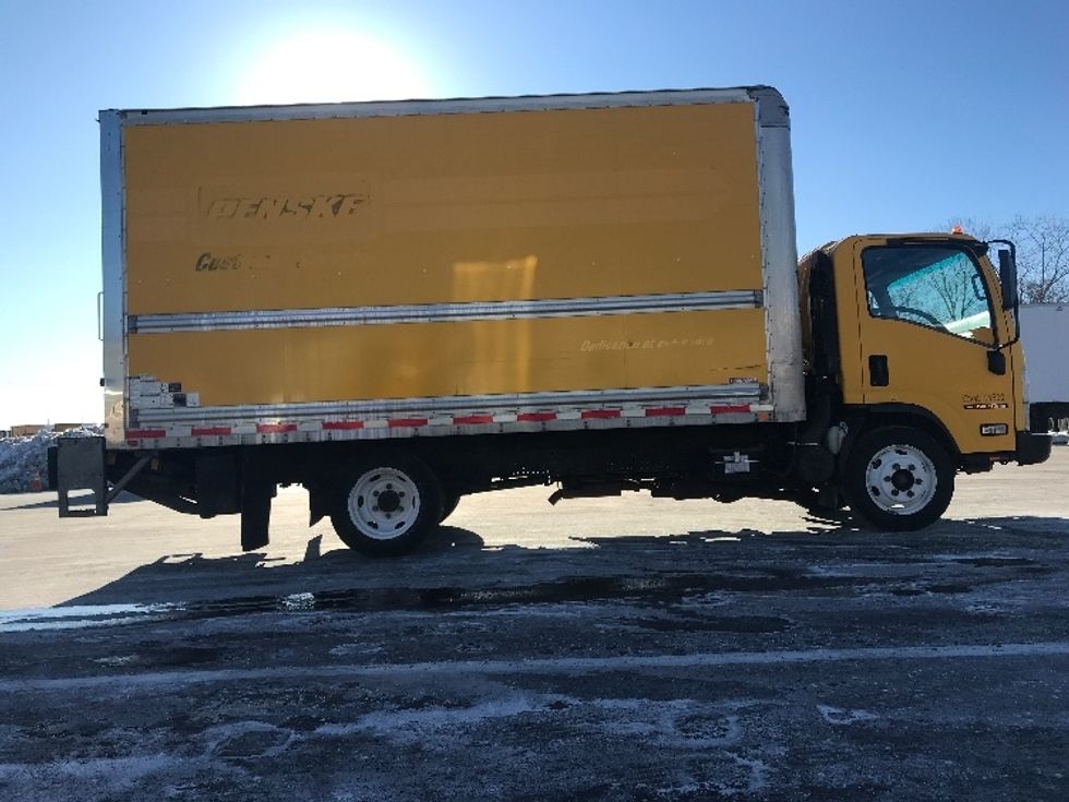 Light Duty Box Truck-Light and Medium Duty Trucks-Isuzu-2016-NPR EFI-Bensalem-PA-164,628\n\t\tmiles-$ 24,500 - Image 15
