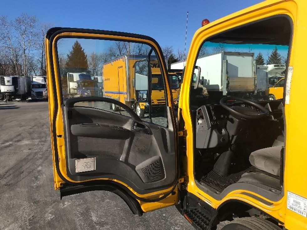 Light Duty Box Truck-Light and Medium Duty Trucks-Isuzu-2016-NPR EFI-Bensalem-PA-164,628\n\t\tmiles-$ 24,500 - Image 16