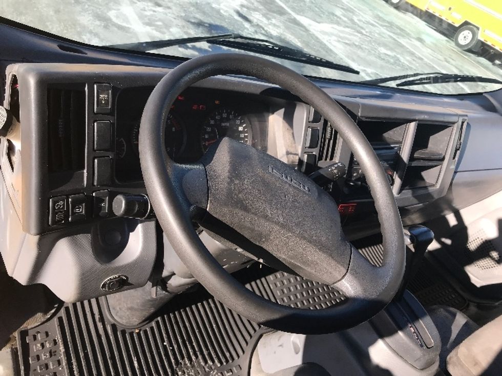 Light Duty Box Truck-Light and Medium Duty Trucks-Isuzu-2016-NPR EFI-Bensalem-PA-164,628\n\t\tmiles-$ 24,500 - Image 17