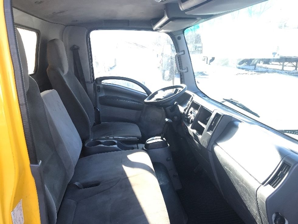 Light Duty Box Truck-Light and Medium Duty Trucks-Isuzu-2016-NPR EFI-Bensalem-PA-164,628\n\t\tmiles-$ 24,500 - Image 22