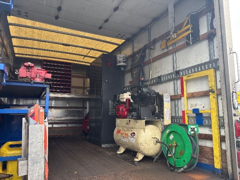 Light Duty Box Truck-Light and Medium Duty Trucks-Isuzu-2016-NPR EFI-Capitol Heights-MD-175,764\n\t\tmiles-$ 26,500 - Image 12