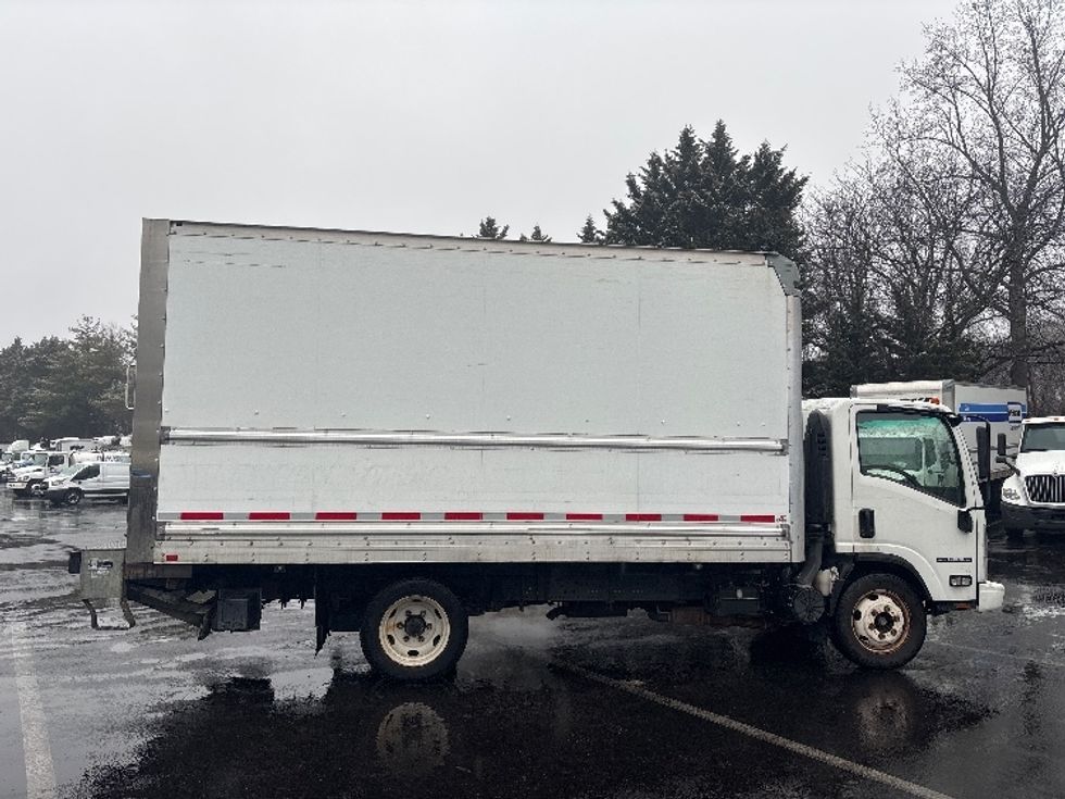 Light Duty Box Truck-Light and Medium Duty Trucks-Isuzu-2016-NPR EFI-Capitol Heights-MD-175,764\n\t\tmiles-$ 26,500 - Image 15