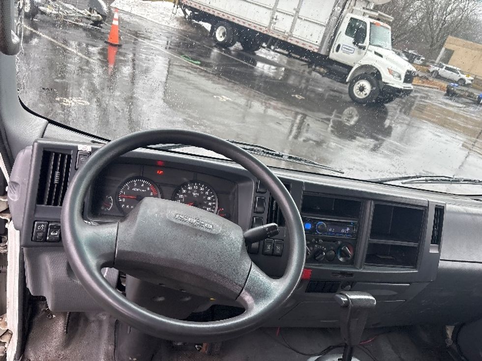 Light Duty Box Truck-Light and Medium Duty Trucks-Isuzu-2016-NPR EFI-Capitol Heights-MD-175,764\n\t\tmiles-$ 26,500 - Image 18