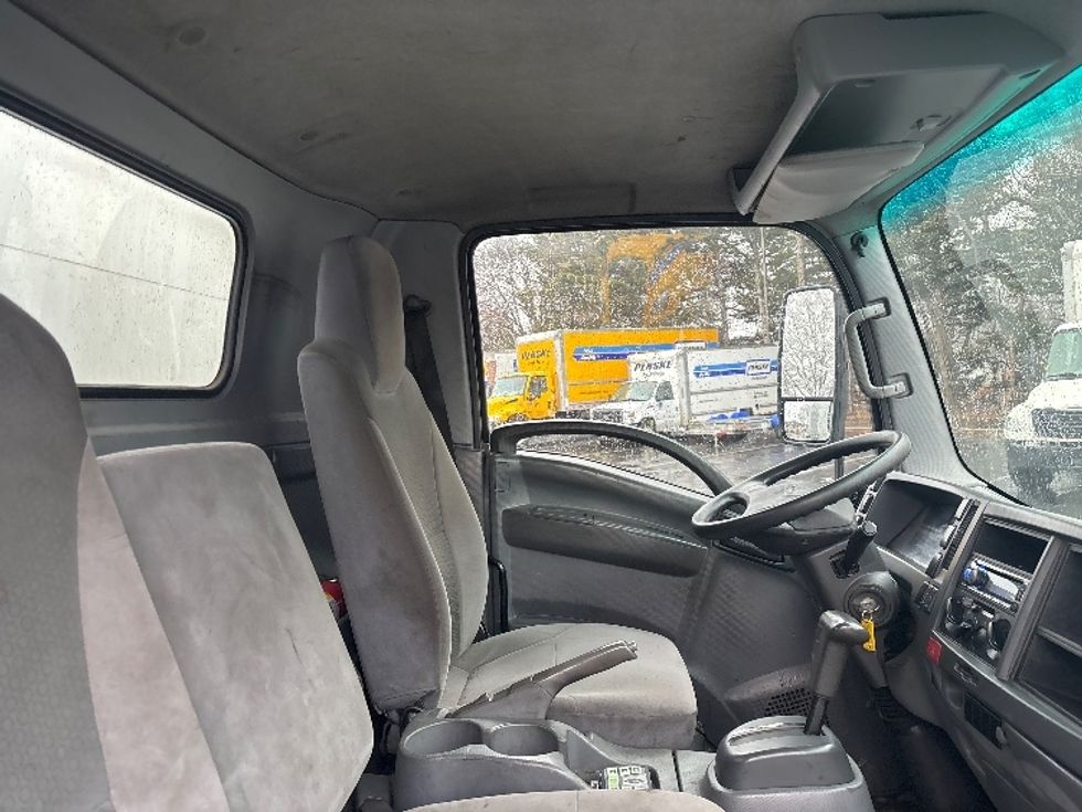Light Duty Box Truck-Light and Medium Duty Trucks-Isuzu-2016-NPR EFI-Capitol Heights-MD-175,764\n\t\tmiles-$ 26,500 - Image 22