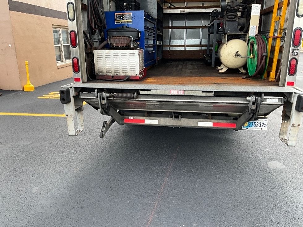 Light Duty Box Truck-Light and Medium Duty Trucks-Isuzu-2016-NPR EFI-Philadelphia-PA-174,484\n\t\tmiles-$ 24,000 - Image 9