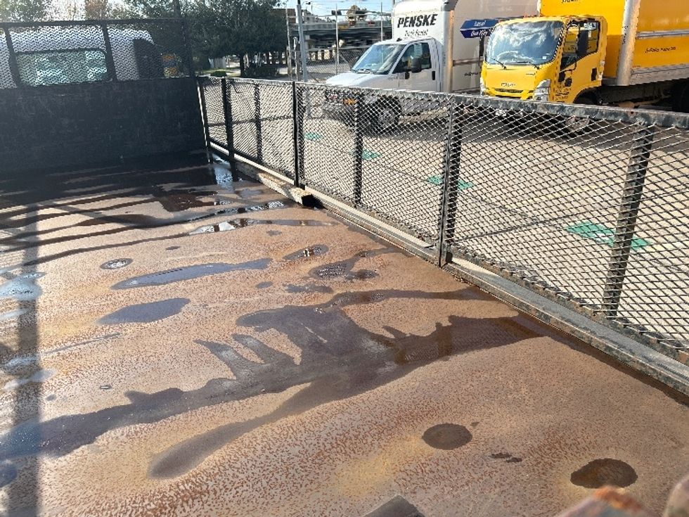 Light Duty Box Truck-Light and Medium Duty Trucks-Isuzu-2016-NPR-Houston-TX-306,054\n\t\tmiles-$ 11,500 - Image 12