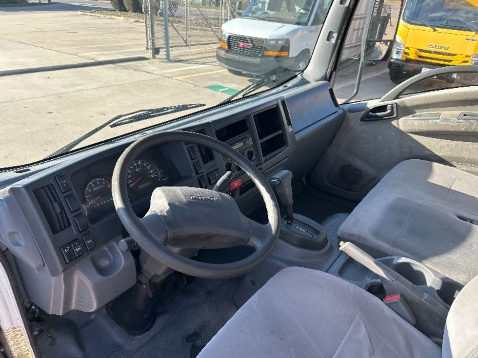 Light Duty Box Truck-Light and Medium Duty Trucks-Isuzu-2016-NPR-Houston-TX-306,054\n\t\tmiles-$ 11,500 - Image 17
