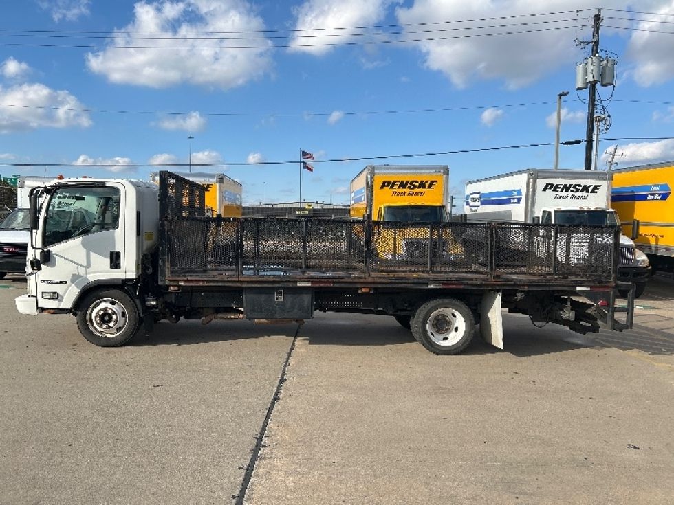 Light Duty Box Truck-Light and Medium Duty Trucks-Isuzu-2016-NPR-Houston-TX-306,054\n\t\tmiles-$ 11,500 - Image 4