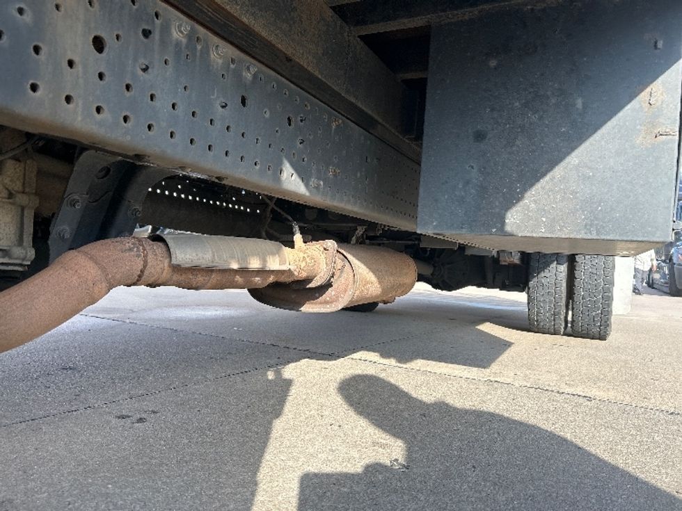 Light Duty Box Truck-Light and Medium Duty Trucks-Isuzu-2016-NPR-Houston-TX-306,054\n\t\tmiles-$ 11,500 - Image 5