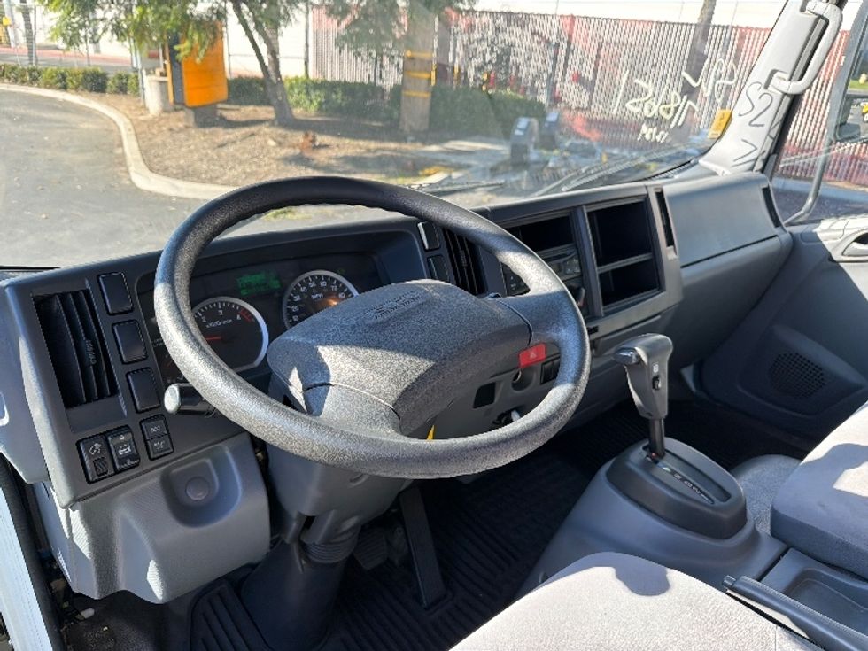 Light Duty Box Truck-Light and Medium Duty Trucks-Isuzu-2016-NPR-La Mirada-CA-78,107\n\t\tmiles-$ 29,000 - Image 14