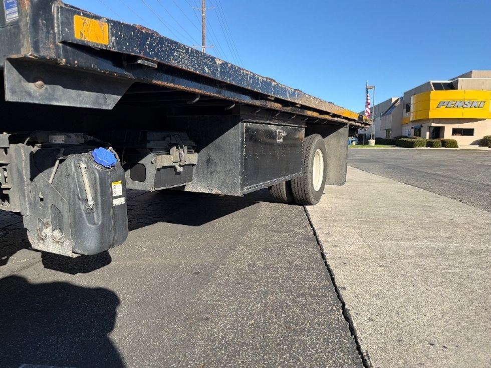 Light Duty Box Truck-Light and Medium Duty Trucks-Isuzu-2016-NPR-La Mirada-CA-78,107\n\t\tmiles-$ 29,000 - Image 5