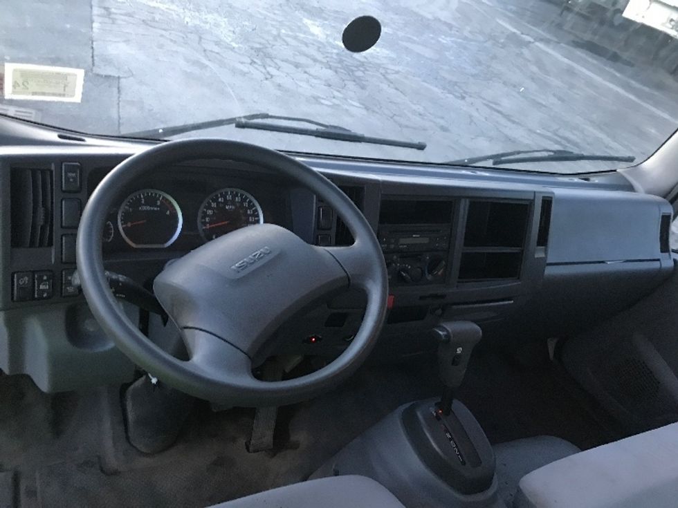 Light Duty Box Truck-Light and Medium Duty Trucks-Isuzu-2016-NPR-Liverpool-NY-130,675\n\t\tmiles-$ 25,000 - Image 17