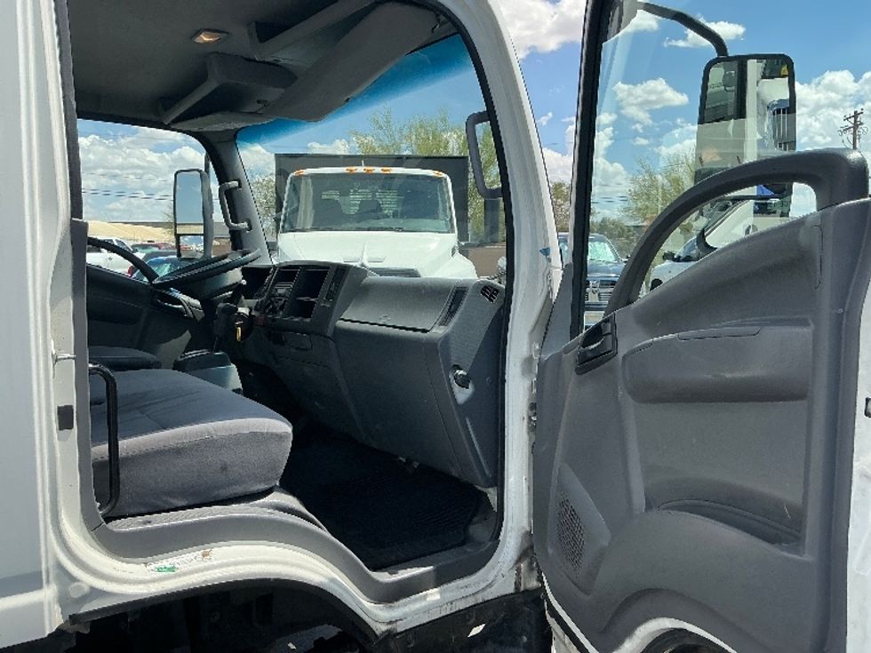 Light Duty Box Truck-Light and Medium Duty Trucks-Isuzu-2016-NPR-Tucson-AZ-145,096\n\t\tmiles-$ 27,500 - Image 19