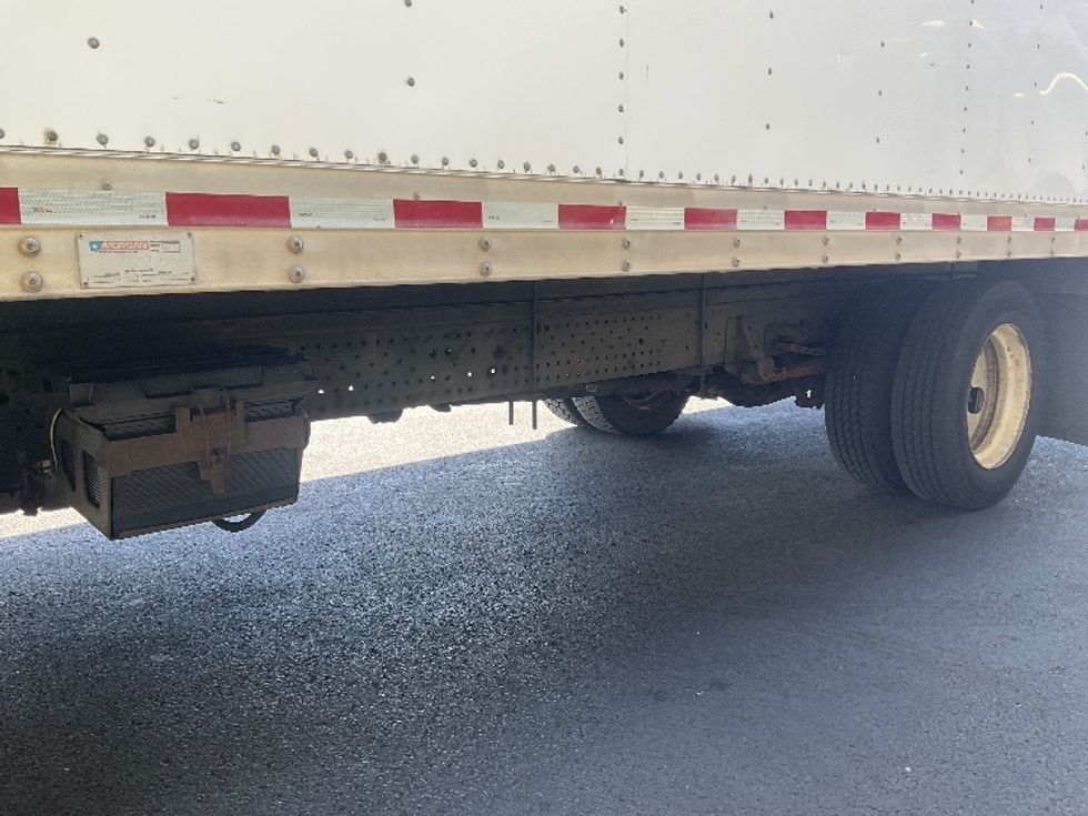 Light Duty Box Truck-Light and Medium Duty Trucks-Isuzu-2016-NPRXD-Torrance-CA-81,198\n\t\tmiles-$ 38,750 - Image 5