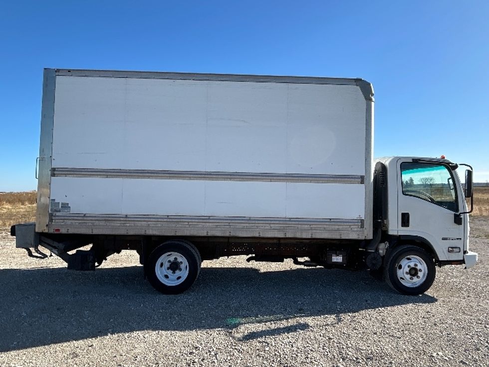 Light Duty Box Truck-Light and Medium Duty Trucks-Isuzu-2017-NPR-Chicago (Chicago Ridge)-IL-192,896\n\t\tmiles-$ 9,500 - Image 14