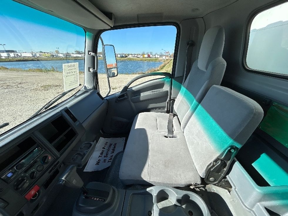 Light Duty Box Truck-Light and Medium Duty Trucks-Isuzu-2017-NPR-Chicago (Chicago Ridge)-IL-192,896\n\t\tmiles-$ 9,500 - Image 18