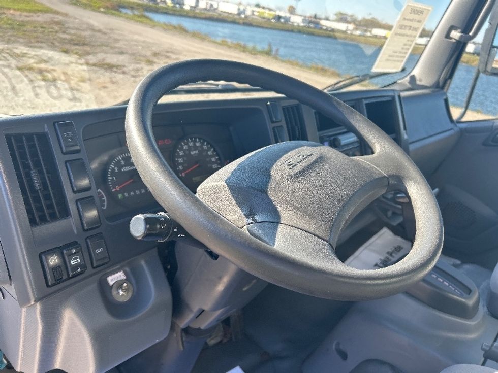 Light Duty Box Truck-Light and Medium Duty Trucks-Isuzu-2017-NPR-Chicago (Chicago Ridge)-IL-192,896\n\t\tmiles-$ 9,500 - Image 16