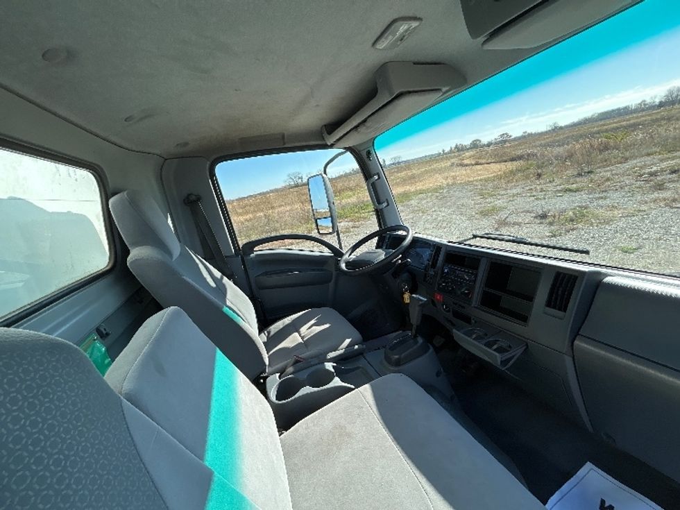 Light Duty Box Truck-Light and Medium Duty Trucks-Isuzu-2017-NPR-Chicago (Chicago Ridge)-IL-192,896\n\t\tmiles-$ 9,500 - Image 21