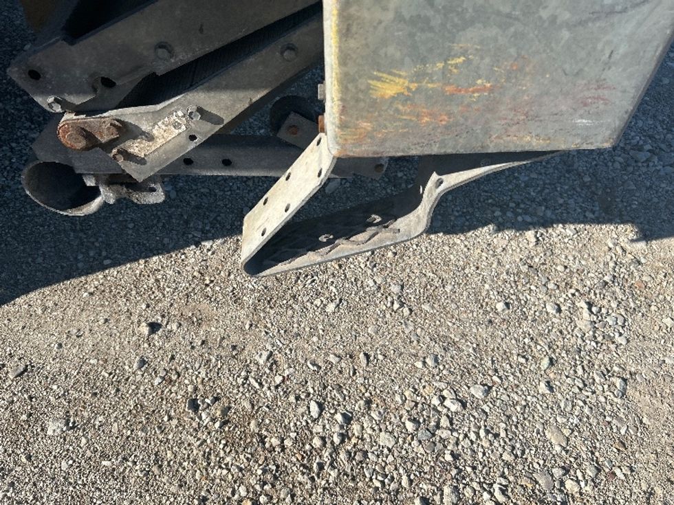 Light Duty Box Truck-Light and Medium Duty Trucks-Isuzu-2017-NPR-Chicago (Chicago Ridge)-IL-192,896\n\t\tmiles-$ 9,500 - Image 25