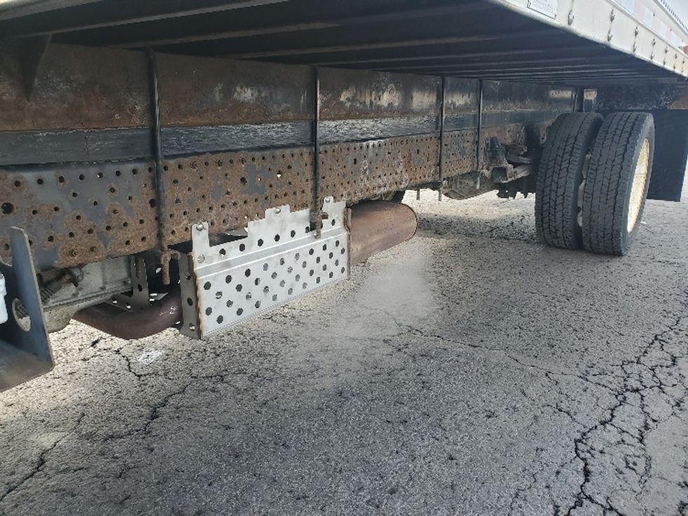 Light Duty Box Truck-Light and Medium Duty Trucks-Isuzu-2017-NPR EFI-White Deer-PA-101,039\n\t\tmiles-$ 30,250 - Image 5