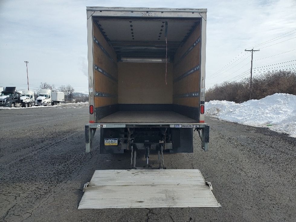 Light Duty Box Truck-Light and Medium Duty Trucks-Isuzu-2017-NPR EFI-White Deer-PA-101,039\n\t\tmiles-$ 30,250 - Image 9
