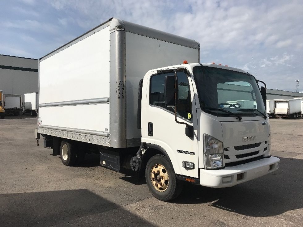 Light Duty Box Truck-Light and Medium Duty Trucks-Isuzu-2018-NPR-Calgary-AB-173,750\n\t\tkm-$ 44,500 - Image 1