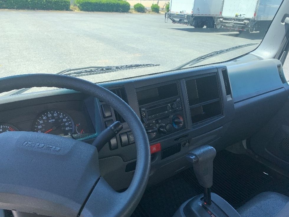 Light Duty Box Truck-Light and Medium Duty Trucks-Isuzu-2018-NPR-Charlotte-NC-196,066\n\t\tmiles-$ 12,000 - Image 18