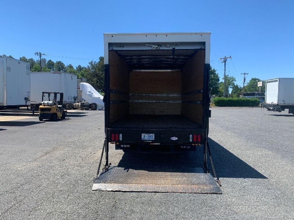 Light Duty Box Truck-Light and Medium Duty Trucks-Isuzu-2018-NPR-Charlotte-NC-196,066\n\t\tmiles-$ 12,000 - Image 8