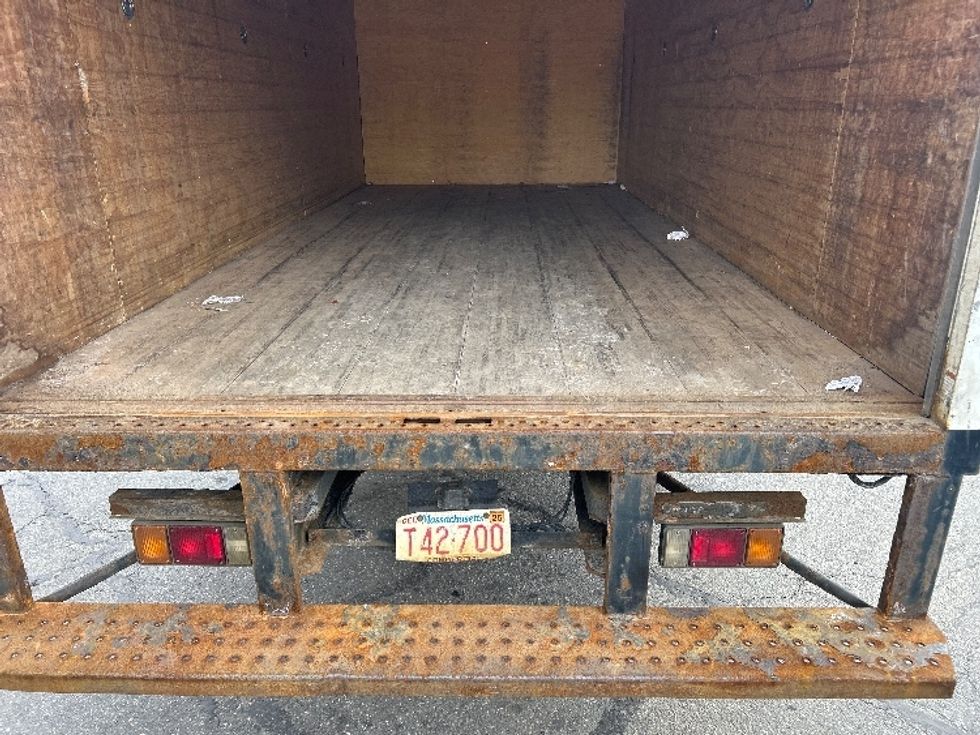 Light Duty Box Truck-Light and Medium Duty Trucks-Isuzu-2018-NPR-Chicopee-MA-258,620\n\t\tmiles-$ 15,500 - Image 10