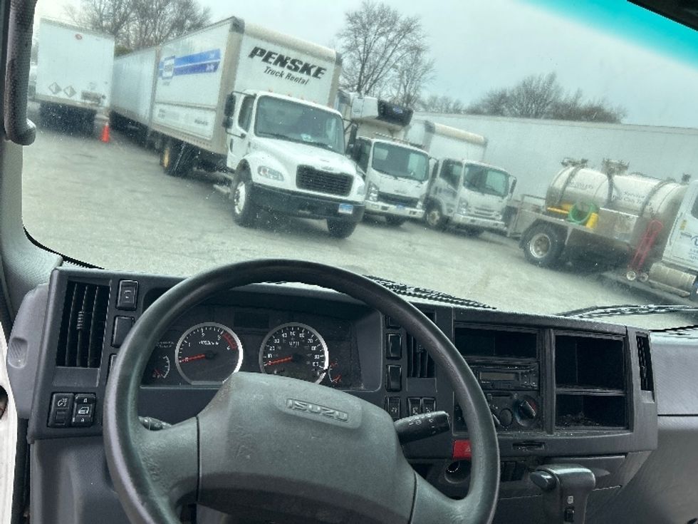 Light Duty Box Truck-Light and Medium Duty Trucks-Isuzu-2018-NPR-Chicopee-MA-258,620\n\t\tmiles-$ 15,500 - Image 18