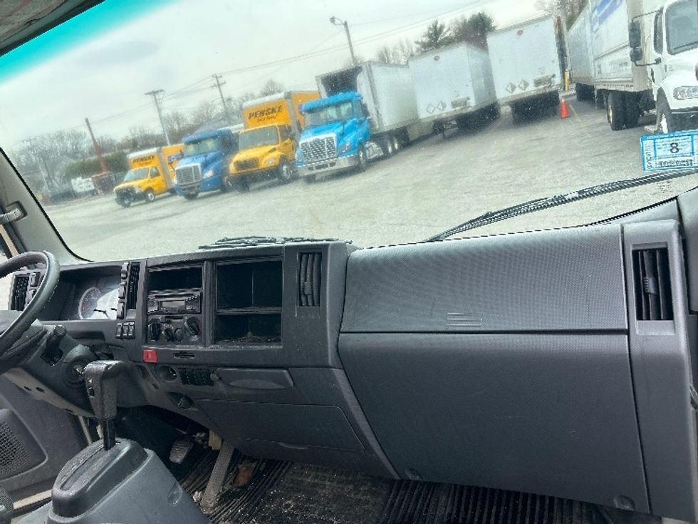 Light Duty Box Truck-Light and Medium Duty Trucks-Isuzu-2018-NPR-Chicopee-MA-258,620\n\t\tmiles-$ 15,500 - Image 21