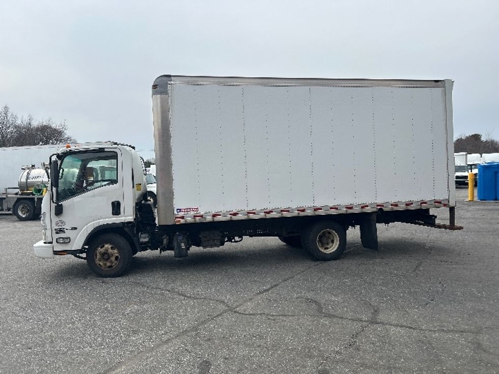 Light Duty Box Truck-Light and Medium Duty Trucks-Isuzu-2018-NPR-Chicopee-MA-258,620\n\t\tmiles-$ 15,500 - Image 4