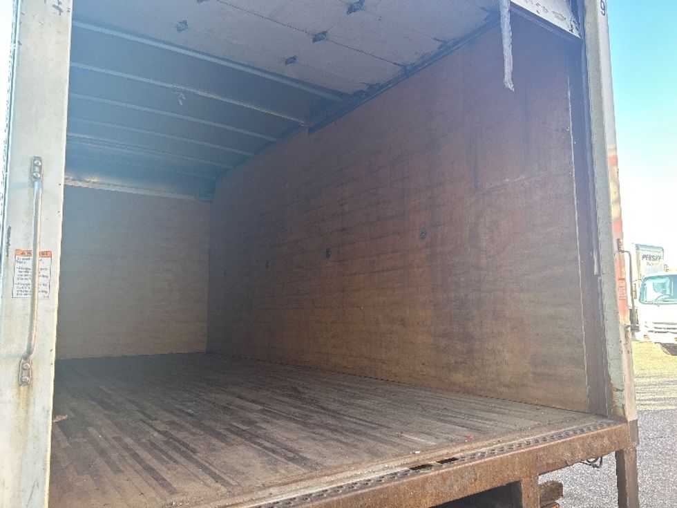 Light Duty Box Truck-Light and Medium Duty Trucks-Isuzu-2018-NPR-Chicopee-MA-300,000\n\t\tmiles-$ 15,500 - Image 12