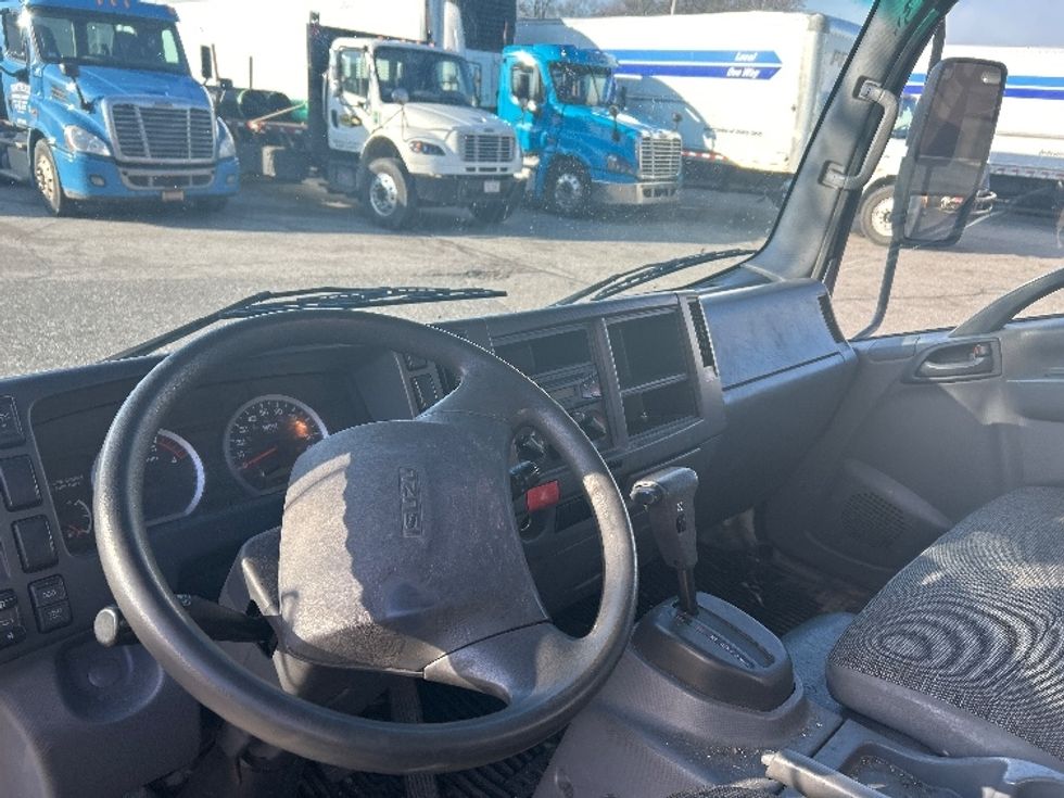 Light Duty Box Truck-Light and Medium Duty Trucks-Isuzu-2018-NPR-Chicopee-MA-300,000\n\t\tmiles-$ 15,500 - Image 17