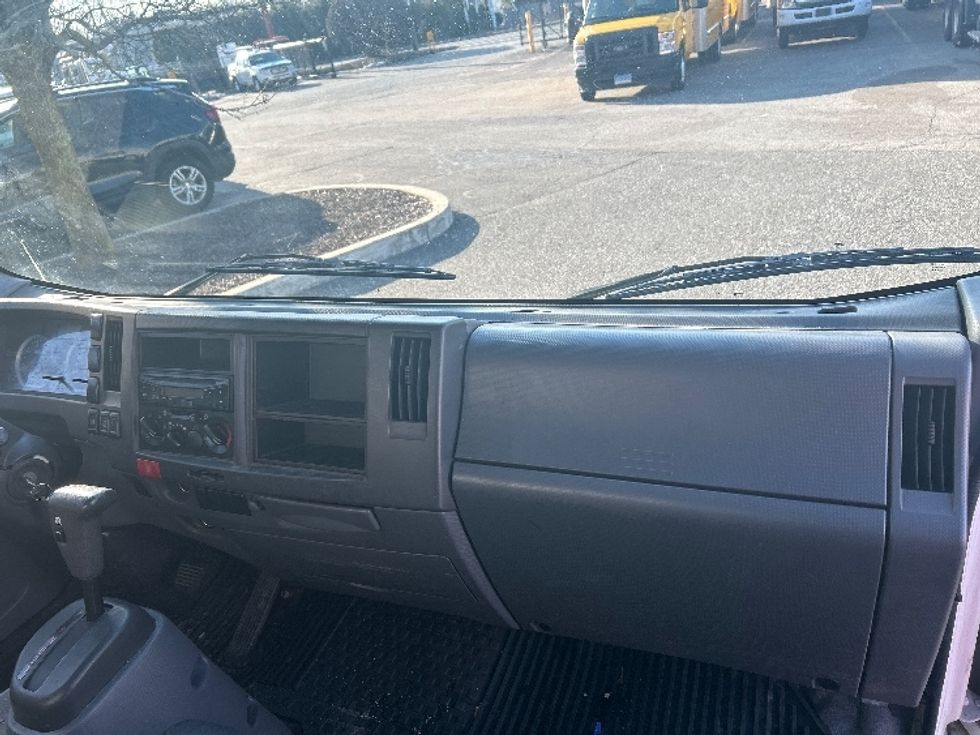 Light Duty Box Truck-Light and Medium Duty Trucks-Isuzu-2018-NPR-Chicopee-MA-300,000\n\t\tmiles-$ 15,500 - Image 21