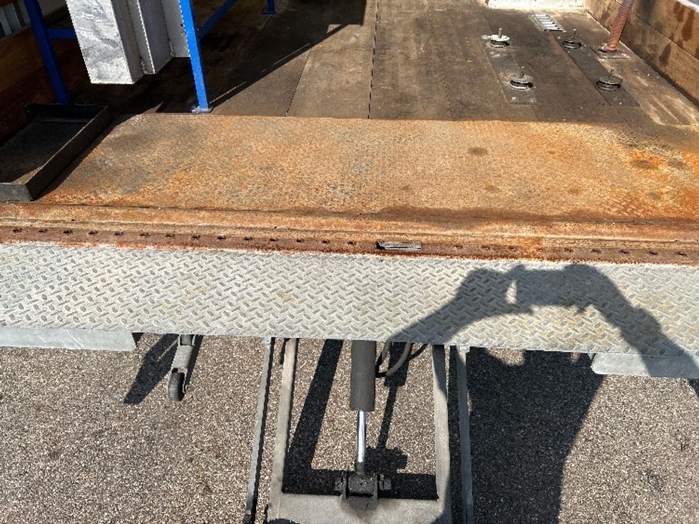 Light Duty Box Truck-Light and Medium Duty Trucks-Isuzu-2018-NPR EFI-Akron-OH-54,002\n\t\tmiles-$ 35,750 - Image 10